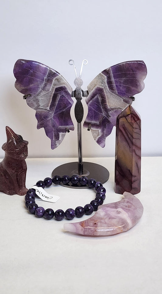 1 Basket Reserved for Amber