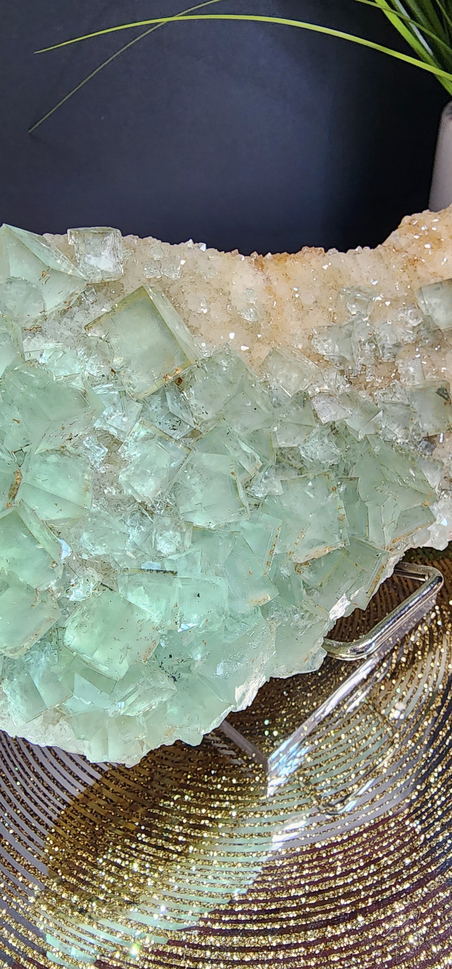 Large Green Cube Blue Phantom Specimen with Golden Healer/Quartz Druzy