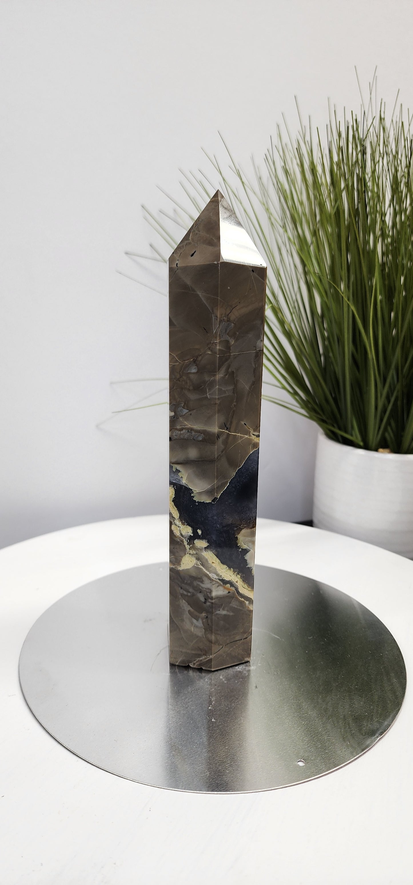 Large Volcano Agate Tower