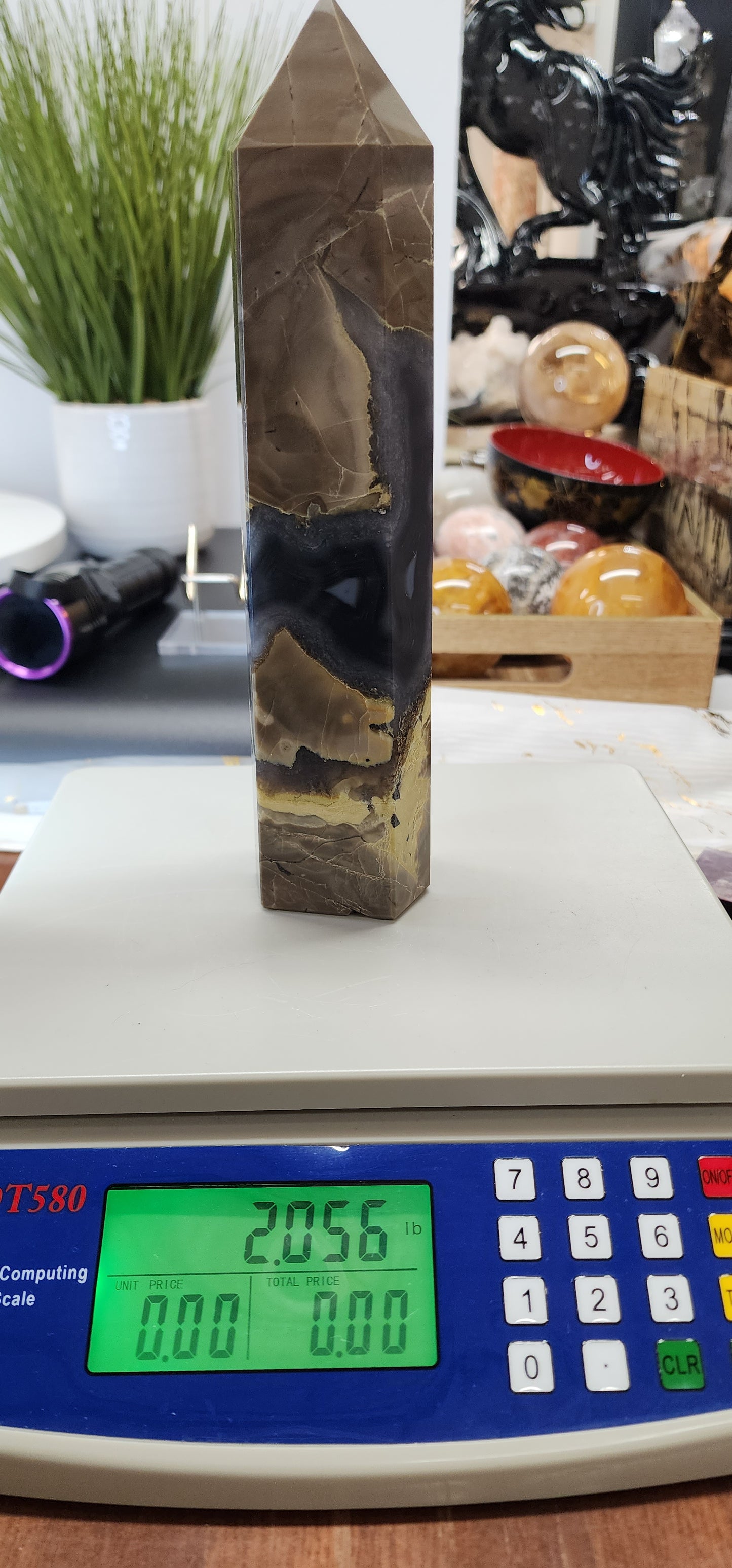 Large Volcano Agate Tower