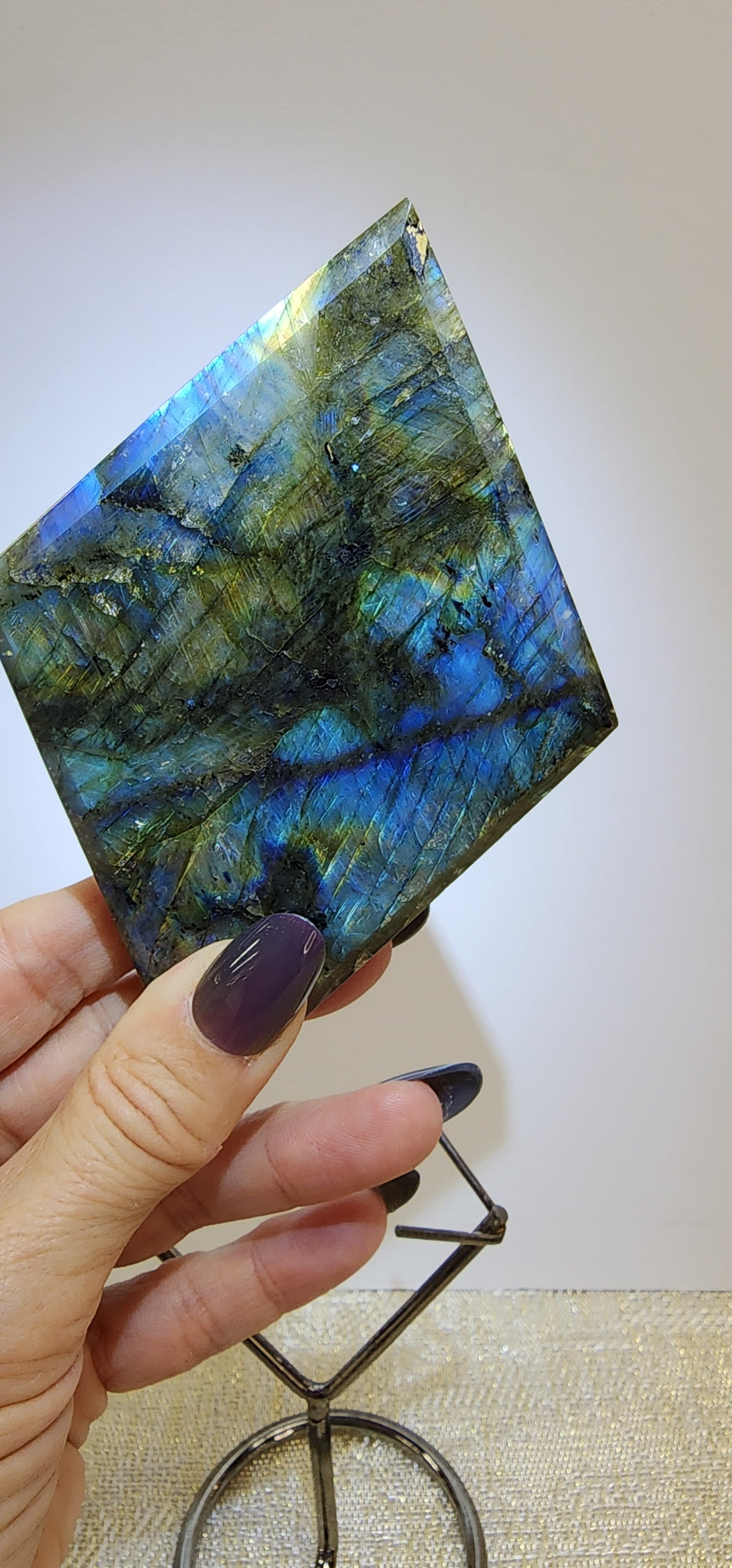 1 Basket Reserved for  Glitch