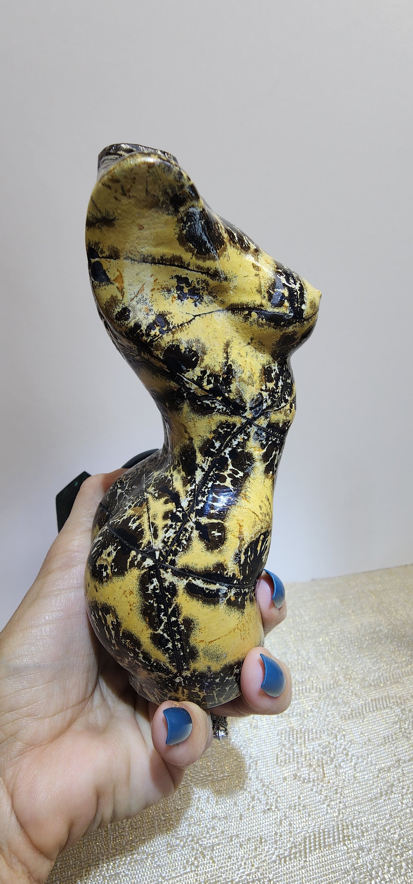 1 Basket Reserved for Rhonda