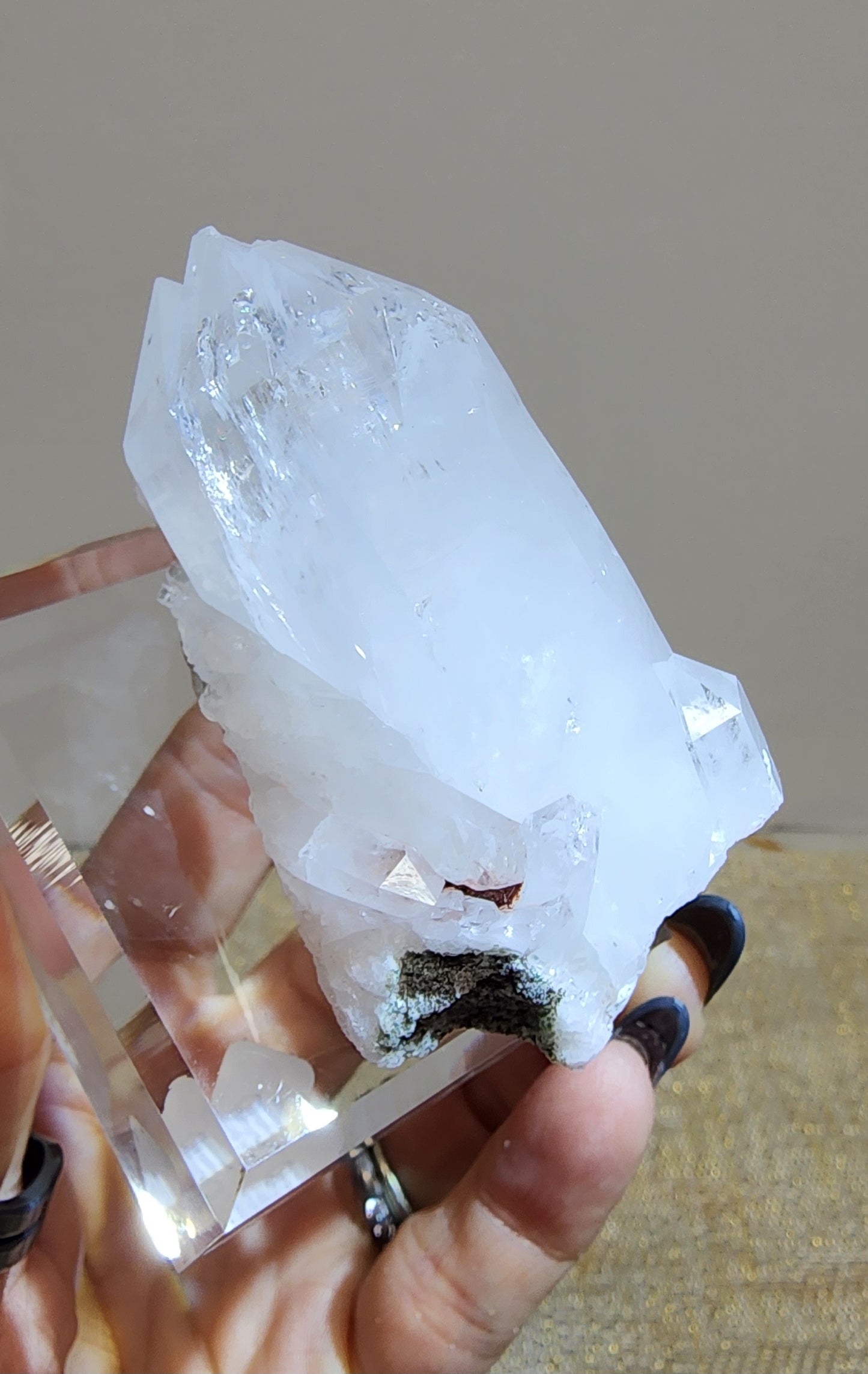 1 Basket Reserved for Amber