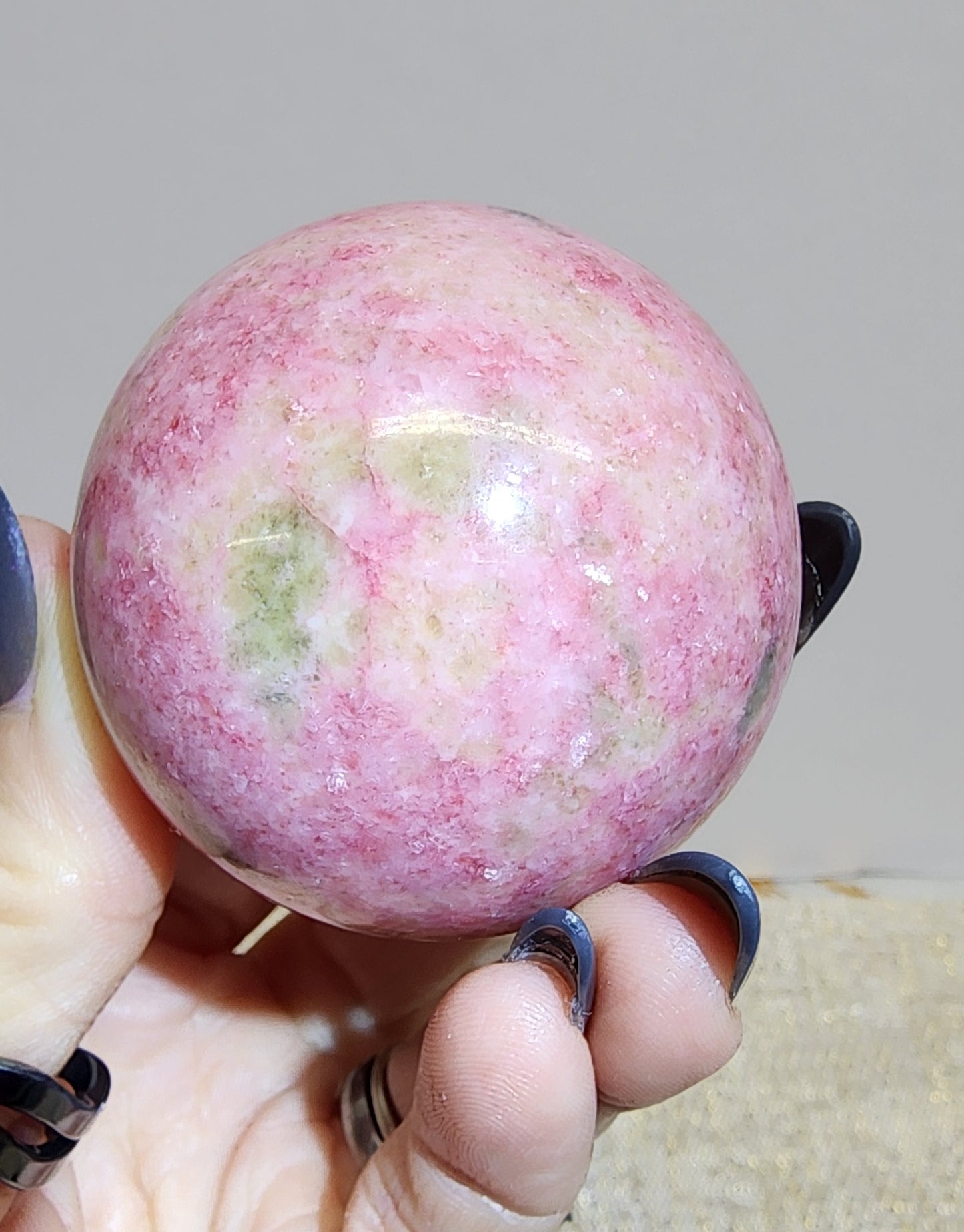 1 Basket Reserved for Amber