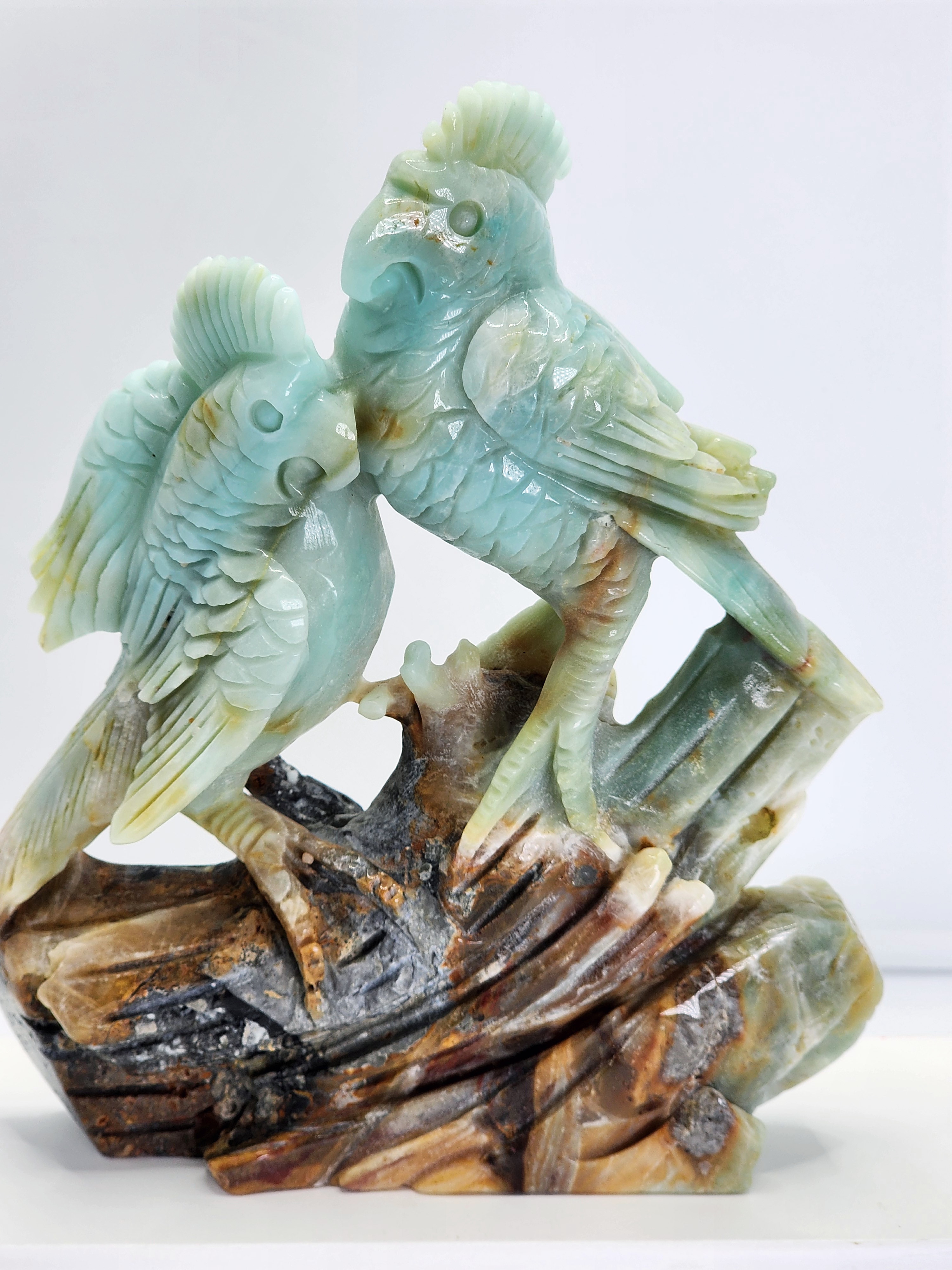 Caribbean Calcite, parrots, parrots carvings, carvings, calcite carvings, crystals, crystal carvings